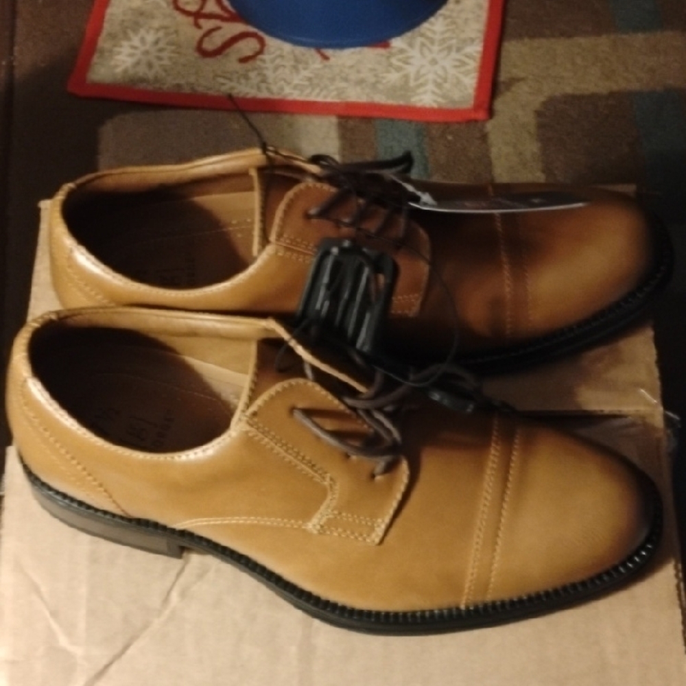 Men's Tan Leather Dress Shoes